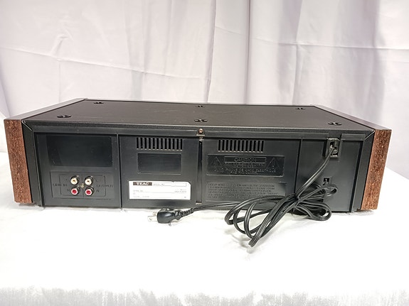 TEAC V-680 3ヘッド動作品 TEAC V-680 3ヘッド動作品 TEAC V-680 3ヘッド動作品 TEAC V-