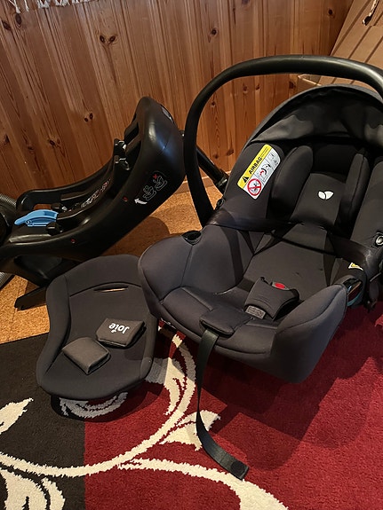 Joie i-snug 2 kaukalo ja telakka
