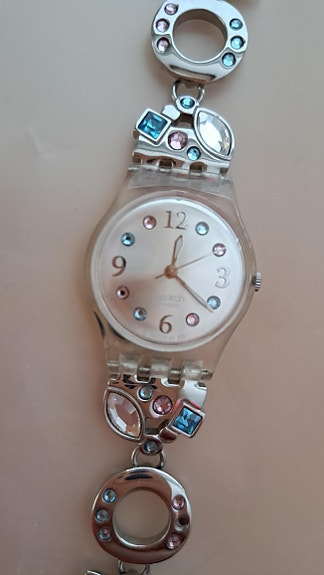 Swatch kello, käyttämätön, vaatii uuden akun