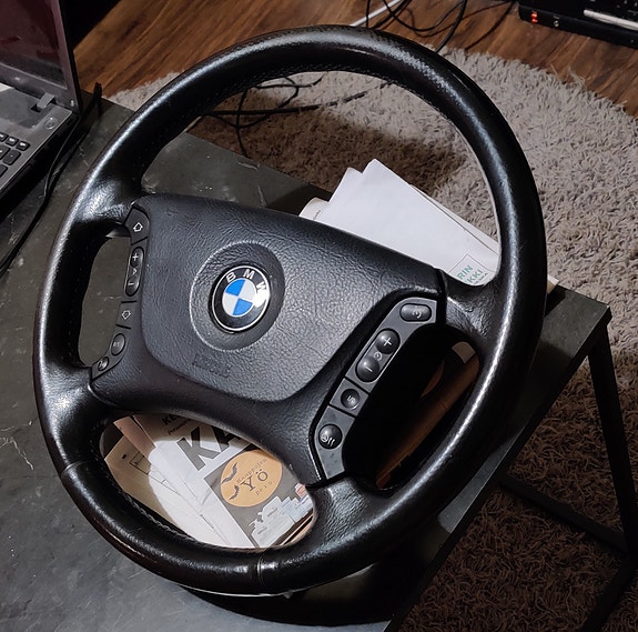 BMW E39 E38 lämmitetty ratti