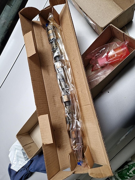 Volvo B28 nokka-akseli uusi