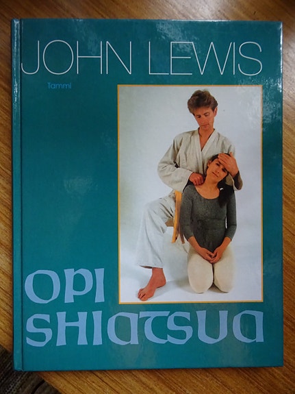 John Lewis: Opi shiatsua