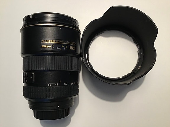 Nikkor AF-S DX 17-55mm f/2.8G -objektiivi