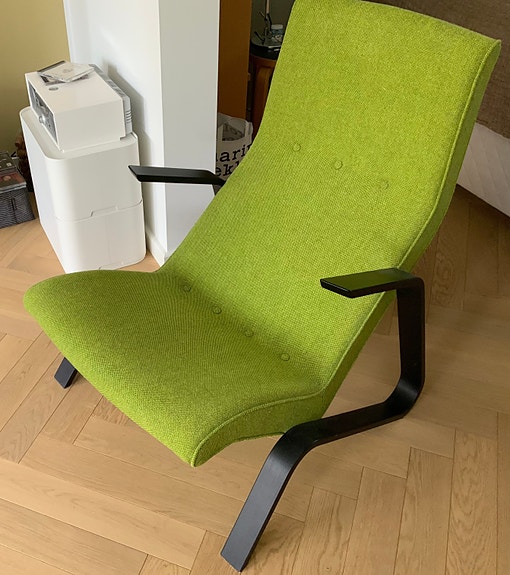 Grasshopper nojatuoli / Eero Saarinen