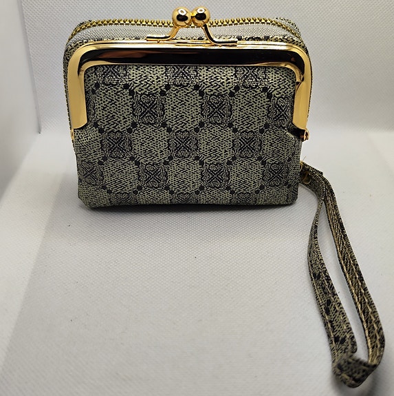 Product image 1 of 7