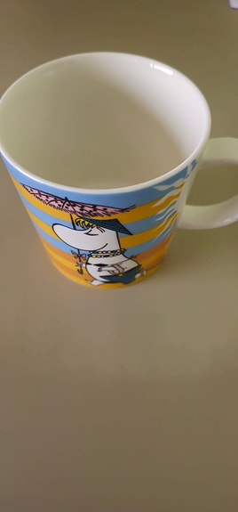 MUUMIMUKI  RANTAELÄMÄÄ