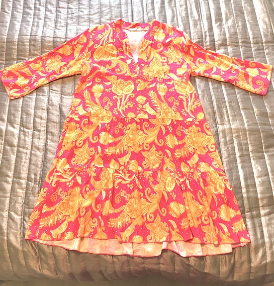 Uusi Hailys pinkki - keltainen mekko, S / M (ovh. n.40 eur)
