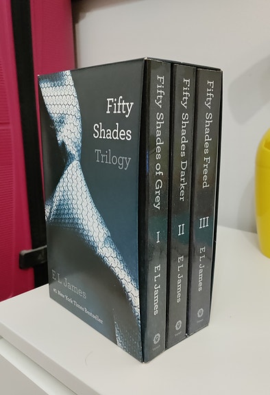 FIfty Shades of Grey - Trilogia - englanninkielinen
