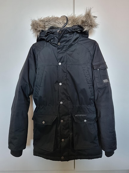 Product image 1 of 9