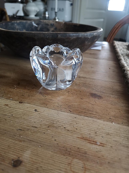 Pentik lasi tulppaani tuikku