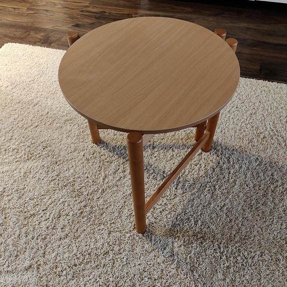 Pikkupöytä taitettava