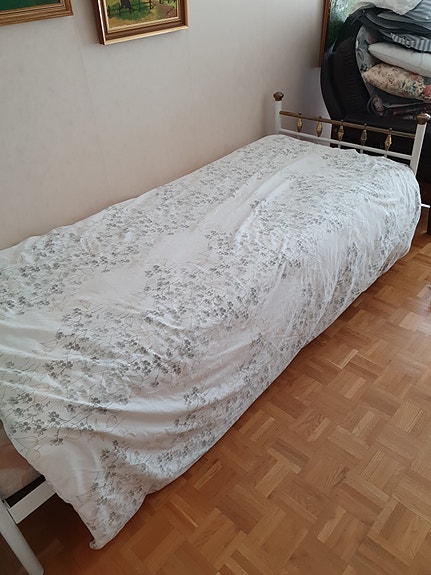VALKOINEN PEITTO+ PUSSILAKANA