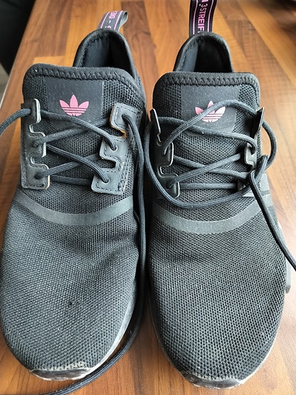 Adidas Originals -lenkkarit