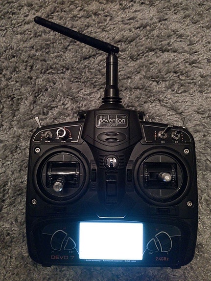 RC-radioohjain Devo 7, 2,4 GHz