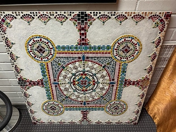 Katariina Souri - Red Mandala upea teos
