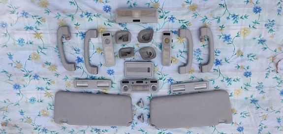 Bmw e39 farmari kattoverhoilun osat