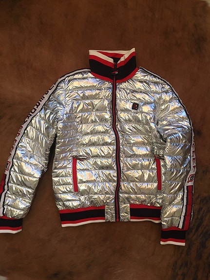 Product image 1 of 4