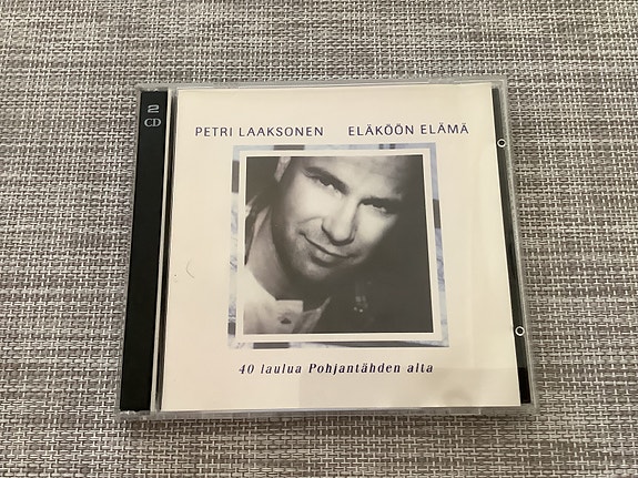 Kotimaisia CD- levyjä