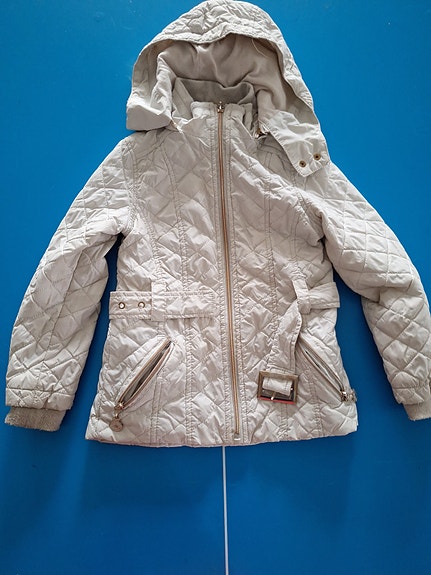 Beige tikkitakki 98