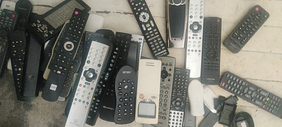 Kaukosäätimiä Samsung,sony,lg,topfield,handan,humax ja jne.