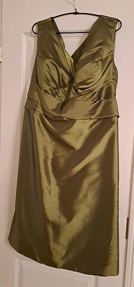 Uusi juhlamekko 50/52