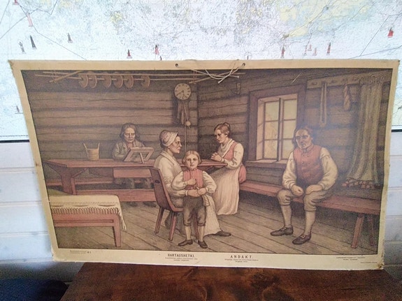 Vanha pahvinen koulutaulu Hartaushetki