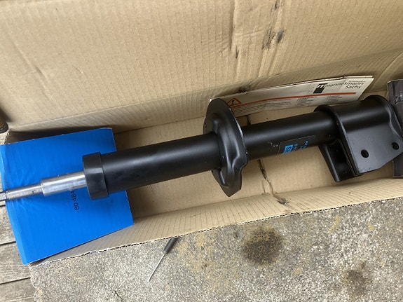 Seat Ibiza/Malaga Etuiskarit Sachs 84-7/86