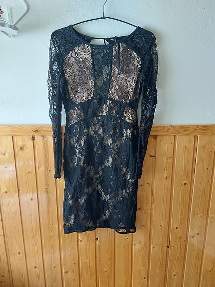 Pitsinen mekko M
