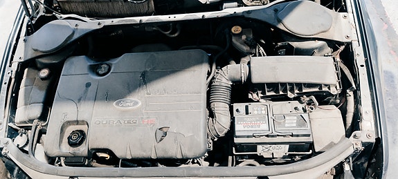 Ford mondeo 2001 moottori 1.8l