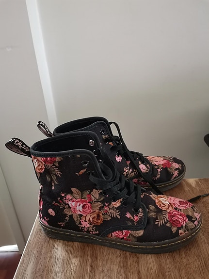 Dr. Martens maiharit