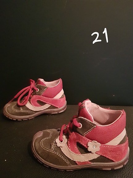 21 * Superfit - Nilkkurit