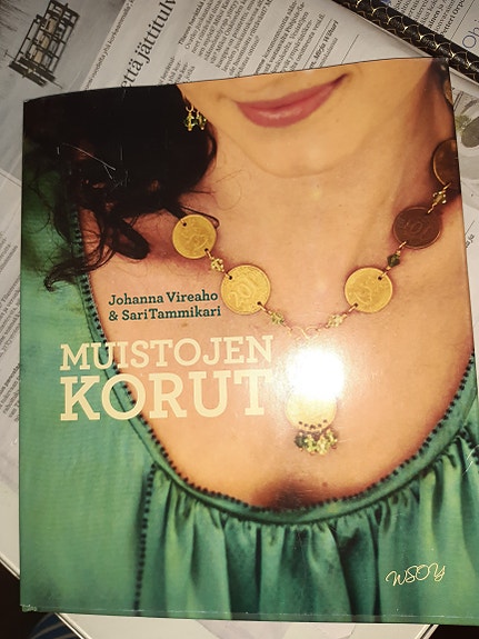 Muistojen Korut Kirja Johanna Vireaho Sari Tammikarin