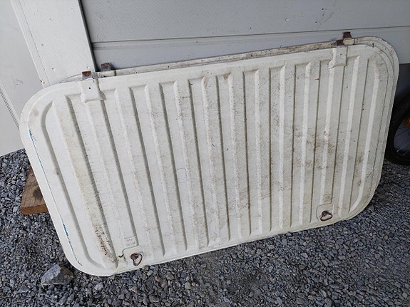 Vw Transporter T3 moottoritilan luukku