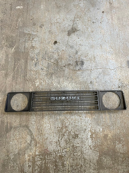 Suzuki sj osia