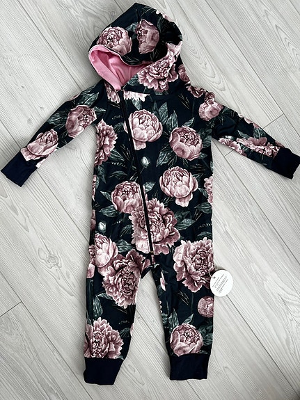 College jumpsuit 86 UUSI