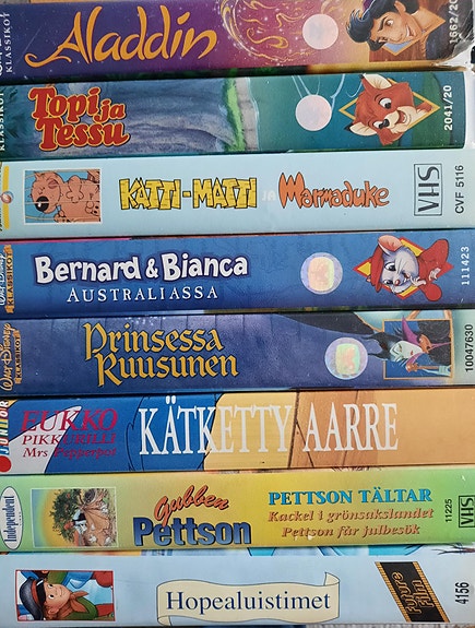 Lasten elokuvia vhs-kasetteja 0,50e/kpl