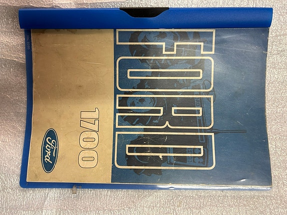 FORD 1700 käyttöohjekirja