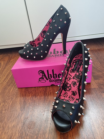 Abbey Dawn by Avril Lavigne peep toe