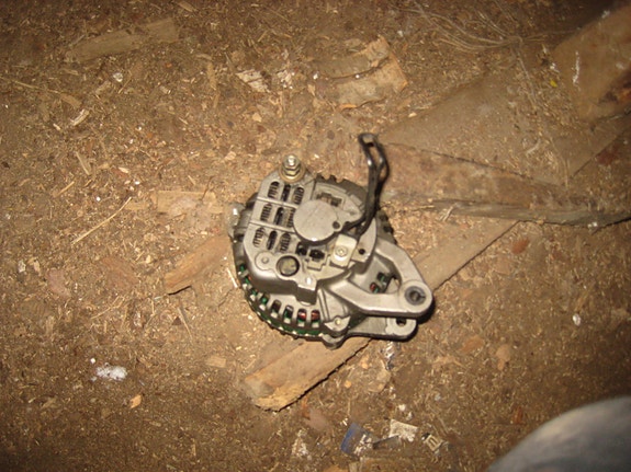 hitachi laturi