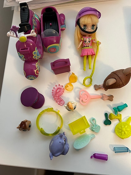 Littlest Pet Shop tavaraa