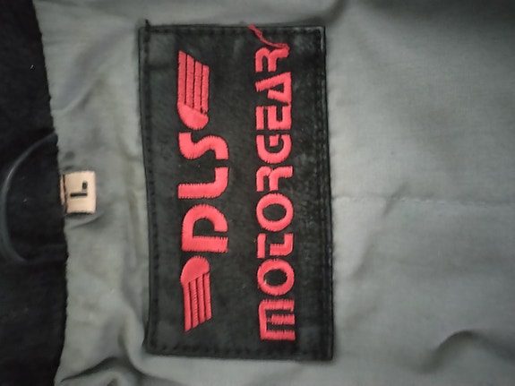 Product image 3 of 4