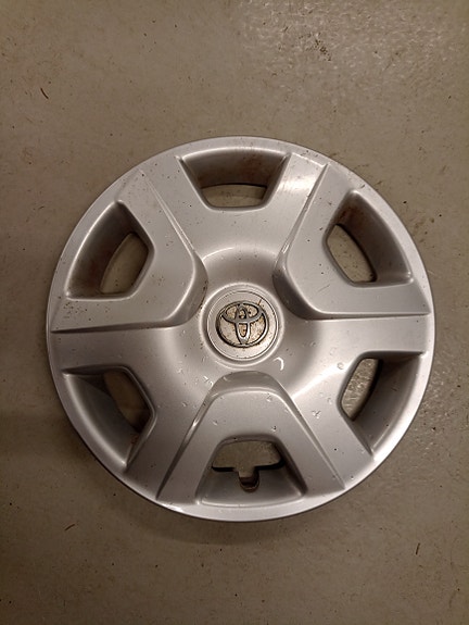 Toyota pölykapseli
