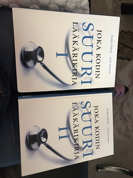 Joka kodin suuri lääkärikirja 1 ja 2