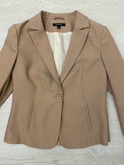 Beige jakku 40
