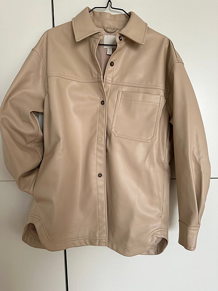 Beige takki