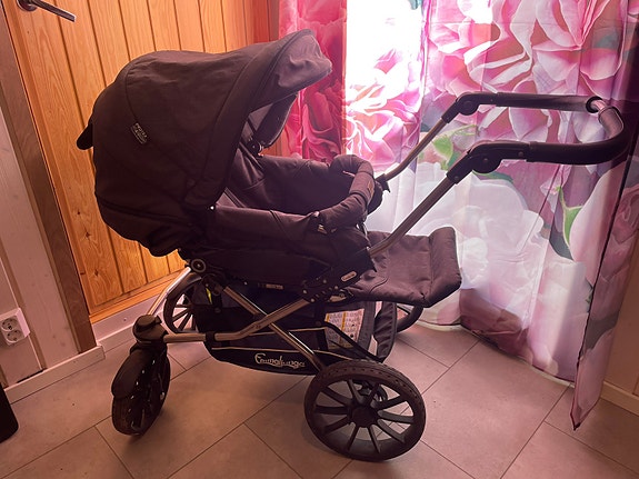 Siisti Emmaljungan yhdistelmävaunut /-rattaat