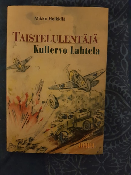 Taistelulentäjä Kullervo Lahtela