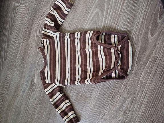 Poikien body koko 68