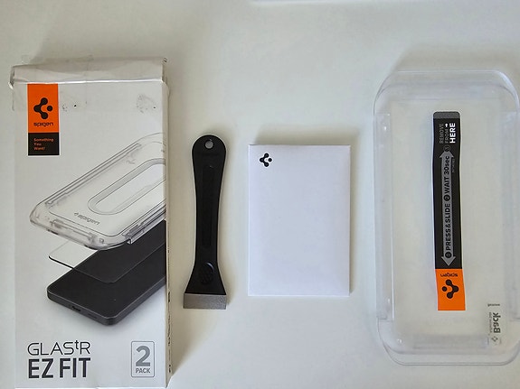 Spigen suojalasi Samsung s 24 ultralle