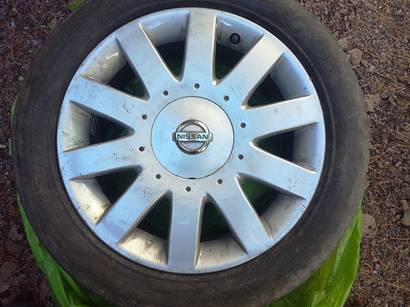 Kesärenkaat 225/50R17 Nissan- aluvantein